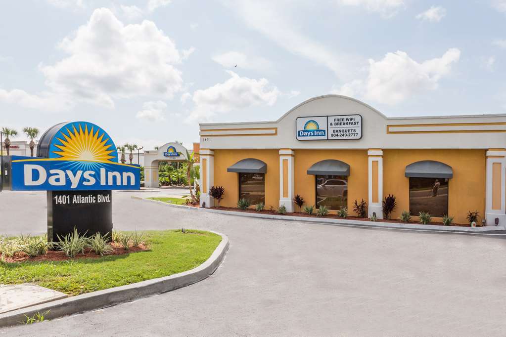 Days Inn By Wyndham Neptune Beach Jacksonville Beach Eksteriør bilde