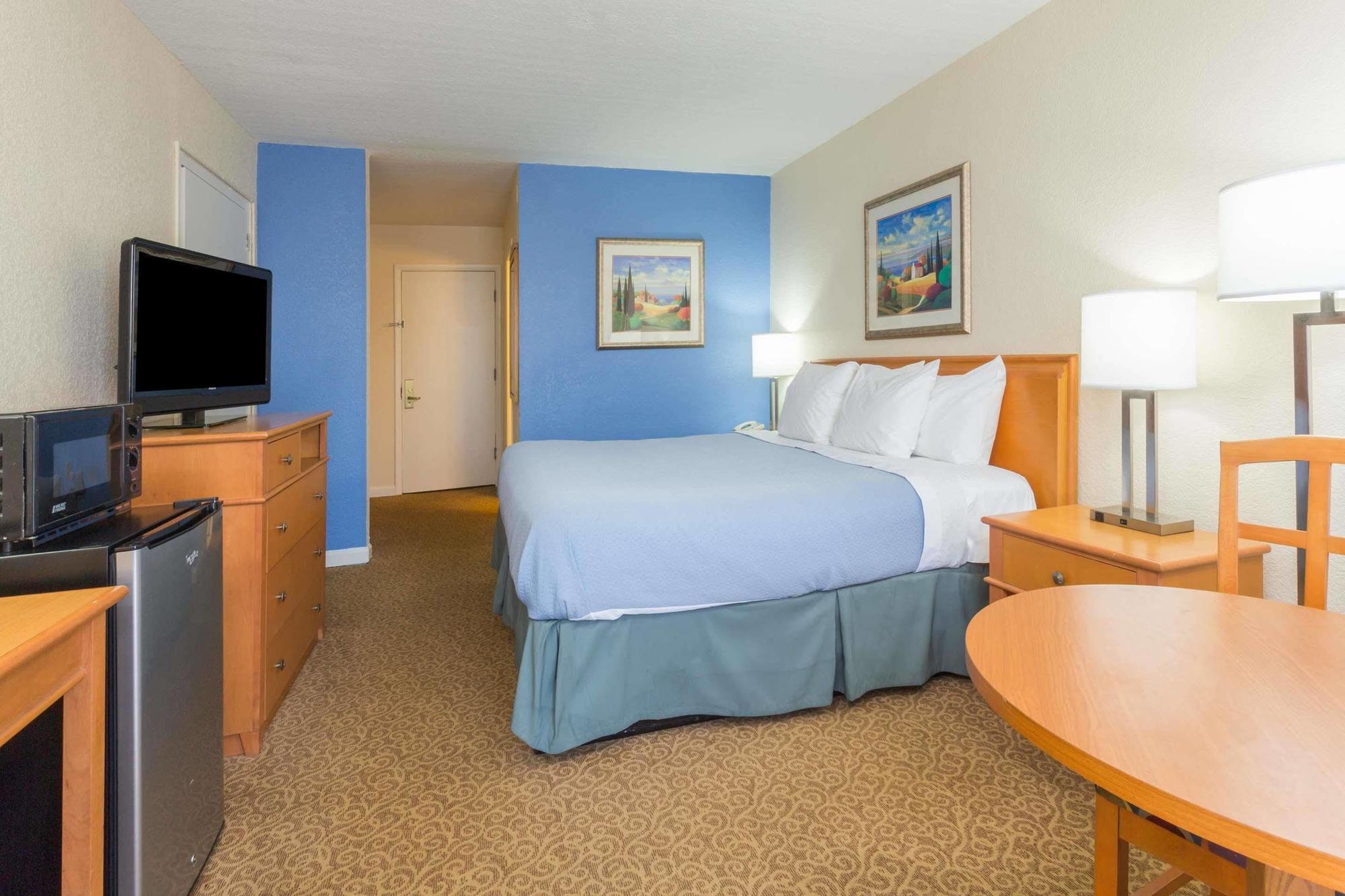 Days Inn By Wyndham Neptune Beach Jacksonville Beach Eksteriør bilde
